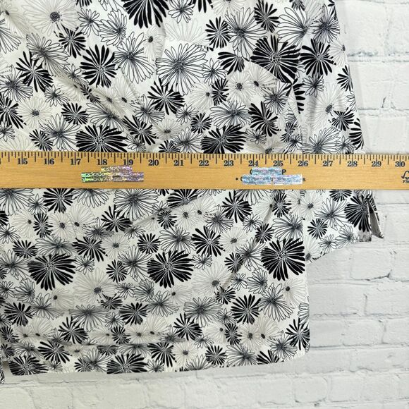 Westbound Button Down Shirt Women Plus 24W Wrinkle Free Fairy Cottage Floral Top - Picture 10 of 12